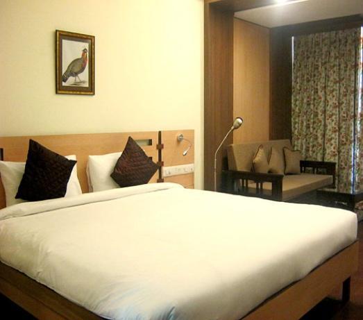 Savoy Greens Hotel Kasauli Esterno foto